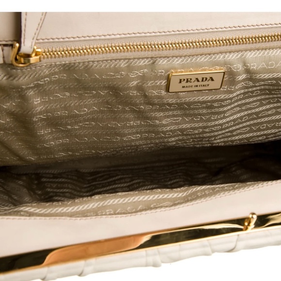 Prada new never wear - Picture 4 of 15